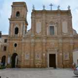 Federico II in Puglia si � addirittura sposato. Dopo la morte della prima moglie Costanza d�Aragona, nel 1222, nel 1225 convol� a nozze con la 13enne Jolanda di Brianne con un matrimonio celebrato nella cattedrale di Brindisi (foto di Mentnafunangann)
